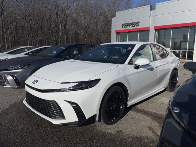 2026 Toyota Camry SE AWD