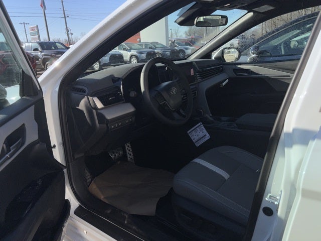 2026 Toyota Camry SE AWD