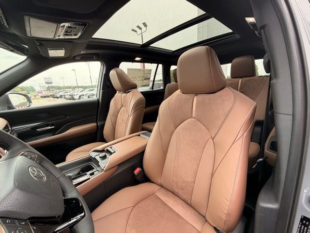 2026 Toyota Grand Highlander Hybrid MAX Platinum