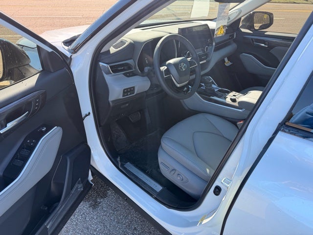 2026 Toyota Highlander Limited