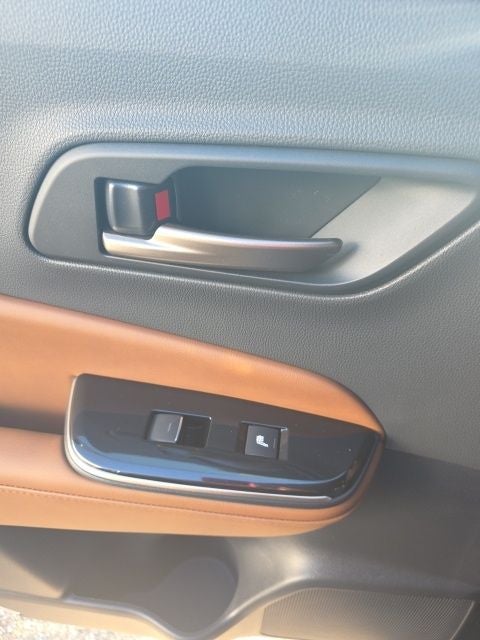 2026 Toyota Toyota Crown Signia XLE