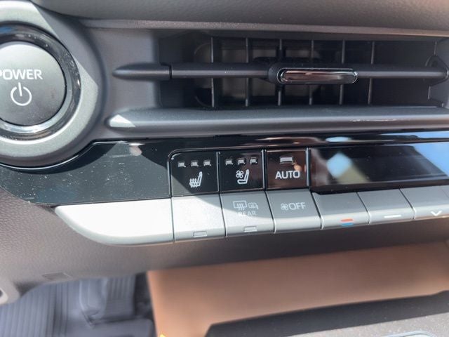 2026 Toyota Toyota Crown Signia Limited