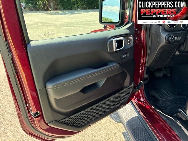 2021 Jeep Gladiator Overland
