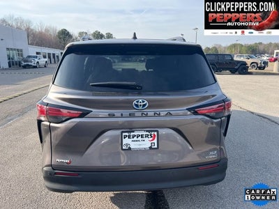 2022 Toyota Sienna XLE