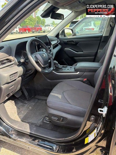 2023 Toyota Highlander LE