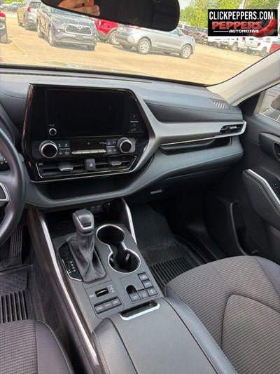 2023 Toyota Highlander LE