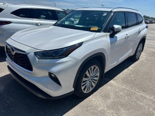2023 Toyota Highlander Platinum