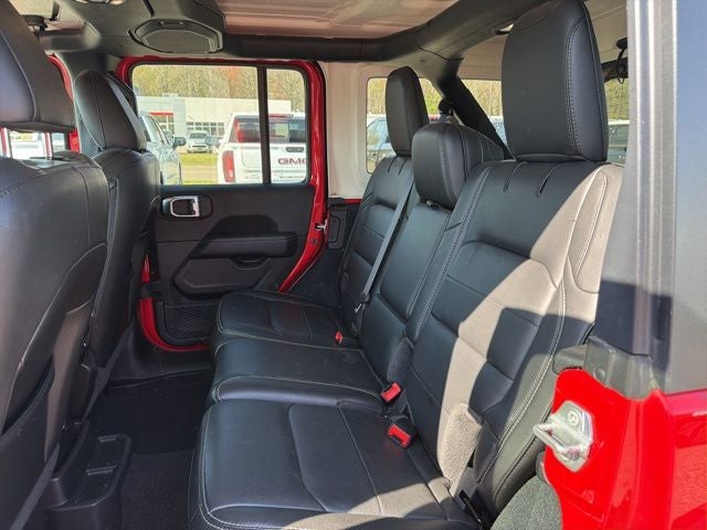 2022 Jeep Wrangler Unlimited Sahara 4x4