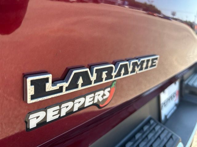 2021 RAM 1500 Laramie Crew Cab 4x4 5'7' Box