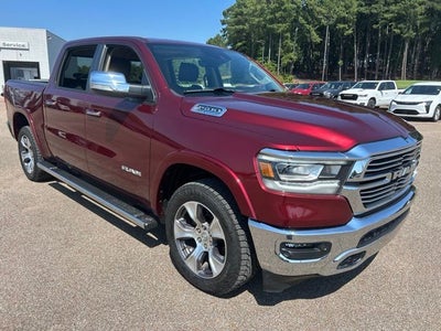 2021 RAM 1500 Laramie Crew Cab 4x4 5'7' Box