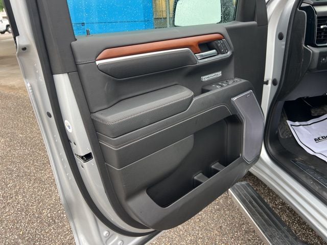 2022 GMC Sierra 1500 4WD Crew Cab Short Box Denali