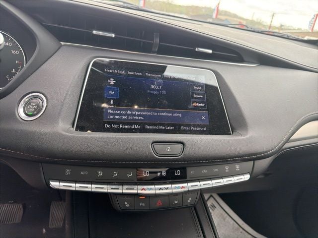 2023 Cadillac XT4 Premium Luxury