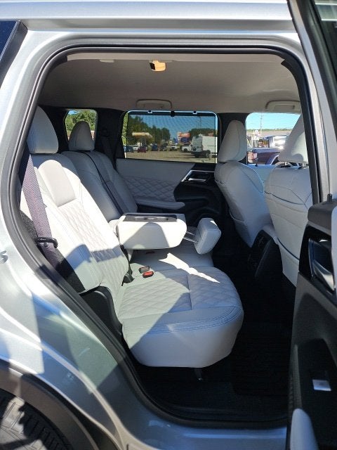 2024 Mitsubishi Outlander SEL 2.5 2WD