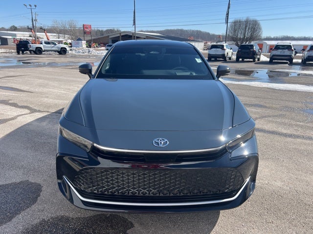 2025 Toyota Crown Platinum