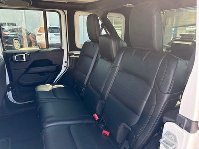 2022 Jeep Wrangler Unlimited Sahara Altitude