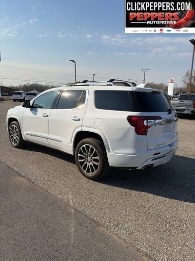 2023 GMC Acadia Denali