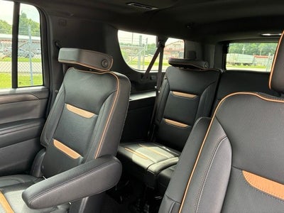 2022 GMC Yukon XL AT4