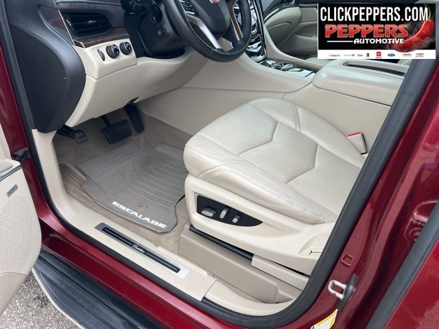 2020 Cadillac Escalade Luxury