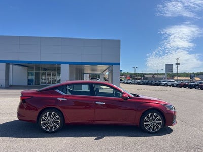 2024 Nissan Altima 2.5 SL