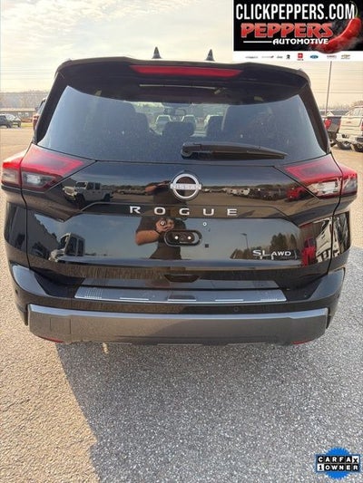 2025 Nissan Rogue SL